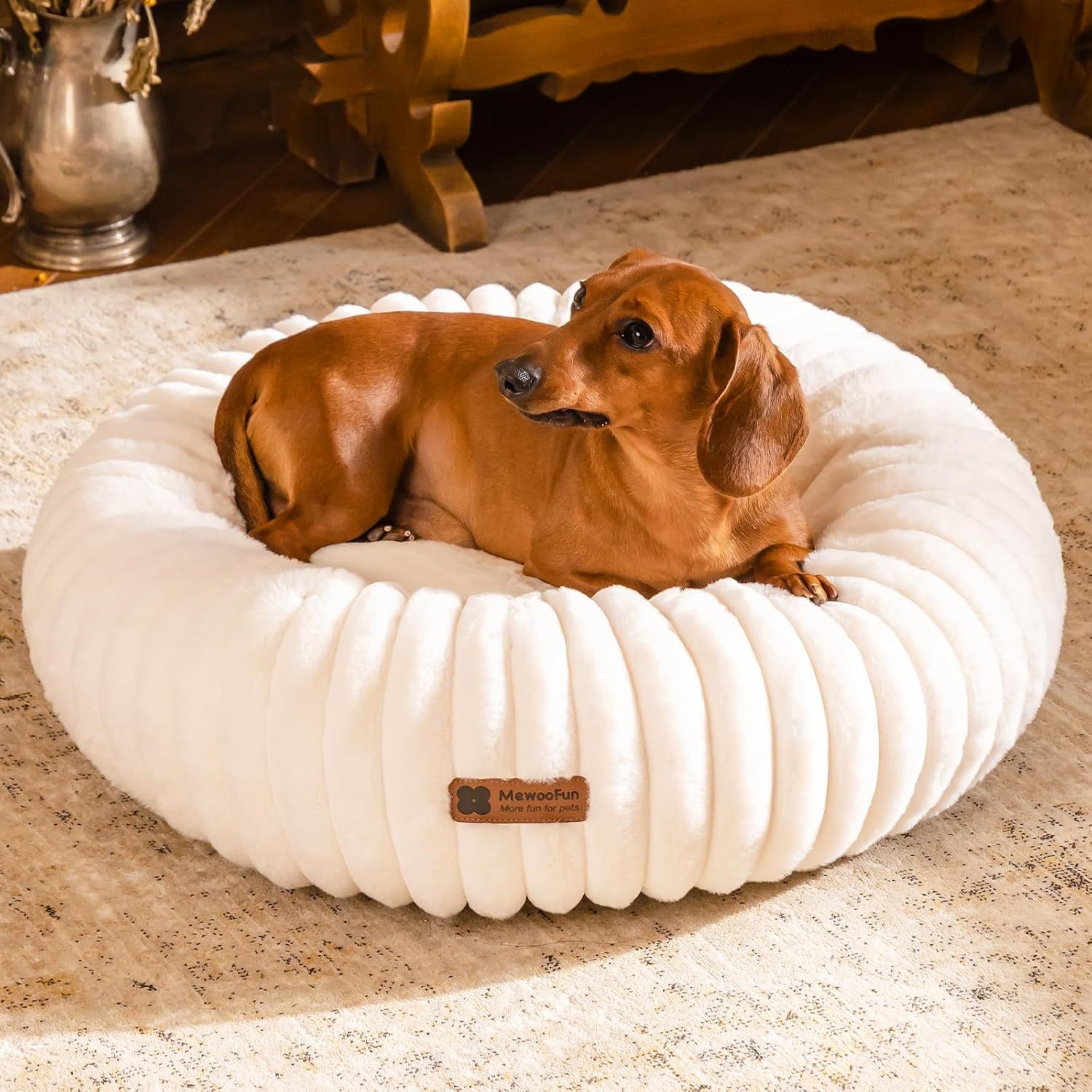 Fairval WP179 Fairval My Cozy Donut Dog Bed - The Perfect Calming Spot For Your Furry Friend